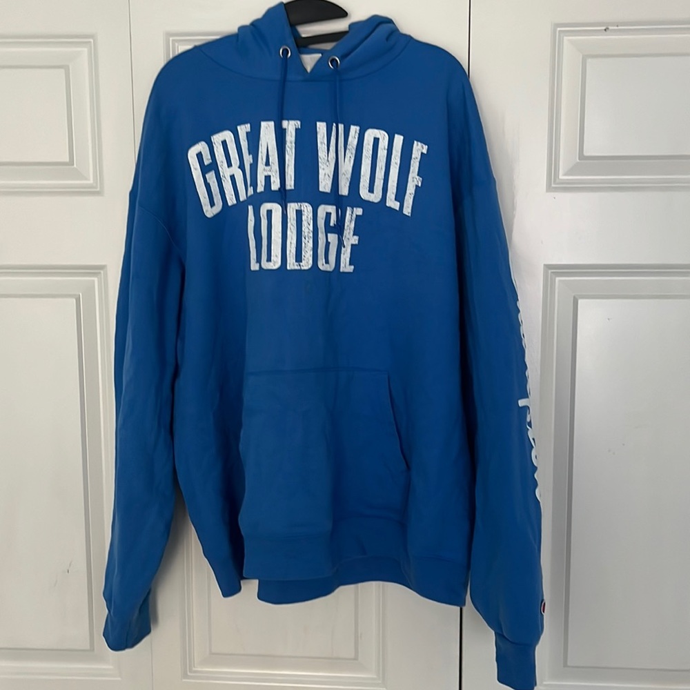 Champion Great Wolf Lodge hoodie